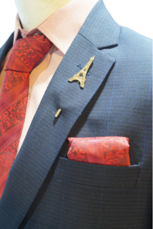 Eiffel Fashion Lapel Pin - Image 3