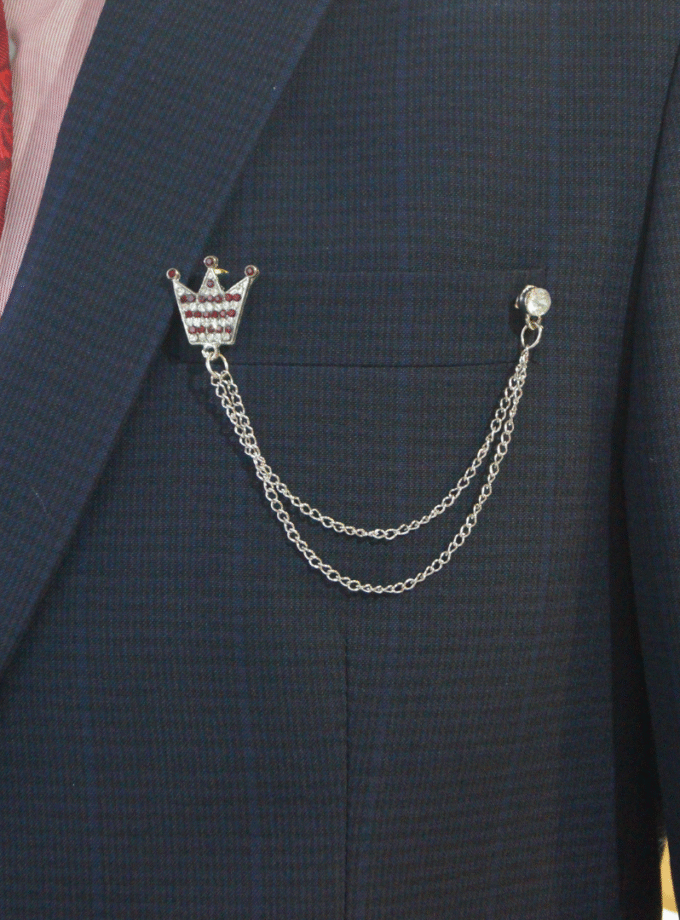 Crown Pocket brooch chain