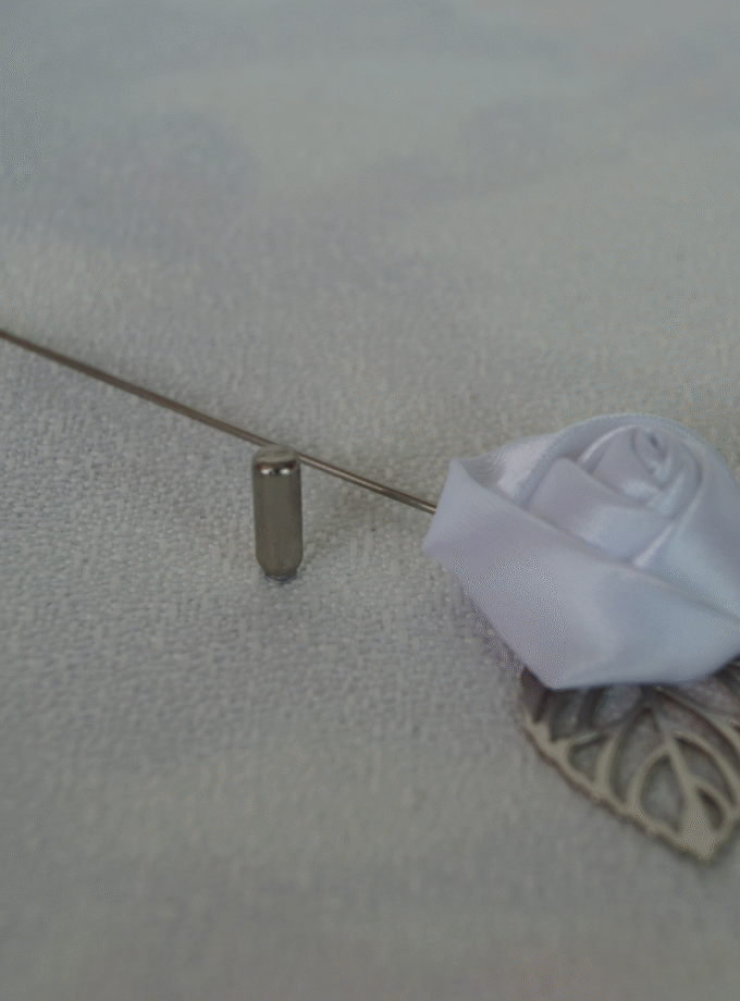 Decent Flower Lapel Pin